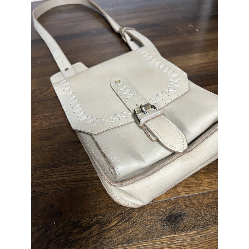 Stanley Street‎ Cream Colored Cross Body Leather Bag Adjustable Strap - Picture 3 of 15